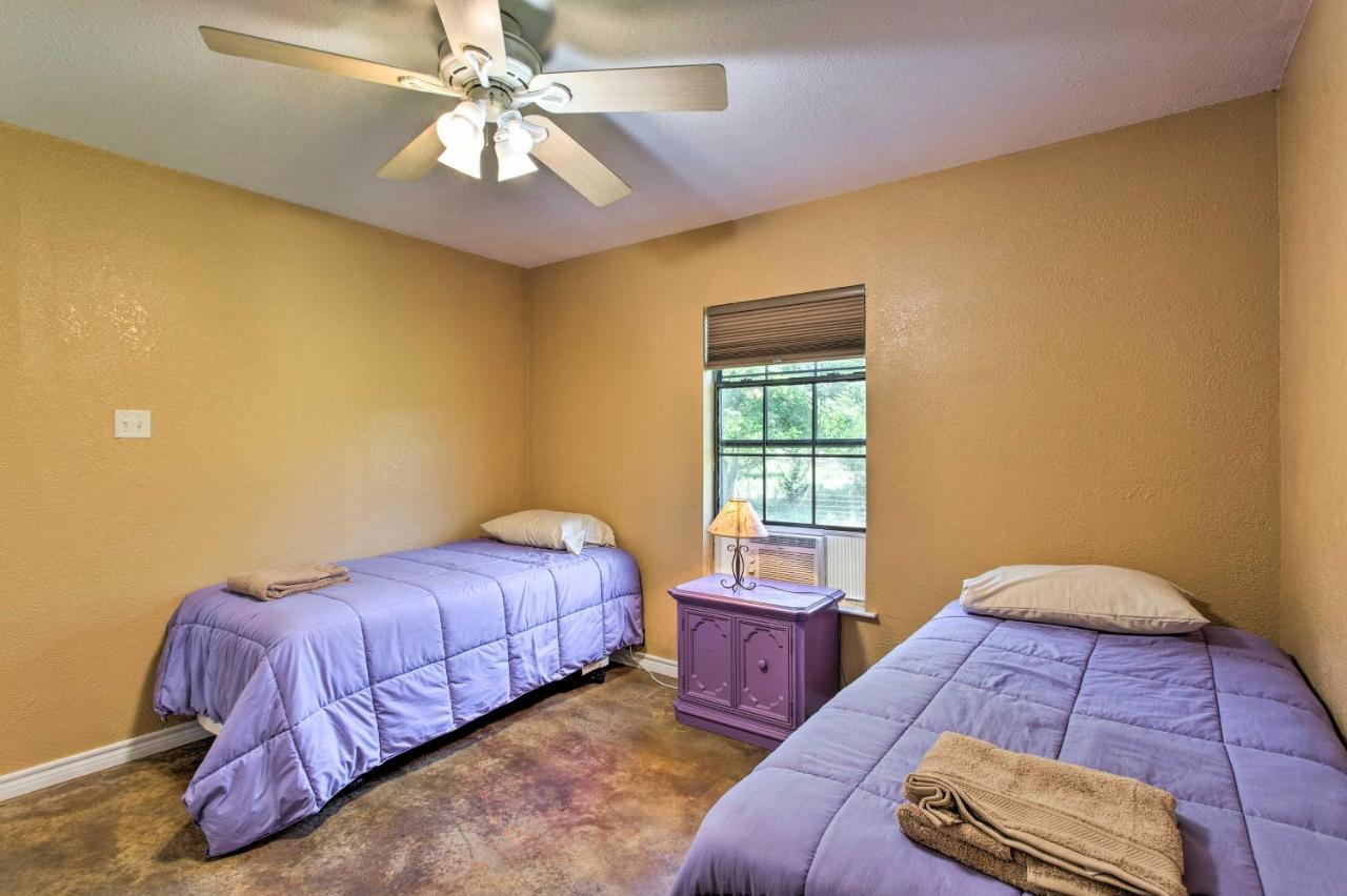 Texas Cabin On 130 Acres Walk To Lake Ray Roberts Collinsville Dış mekan fotoğraf